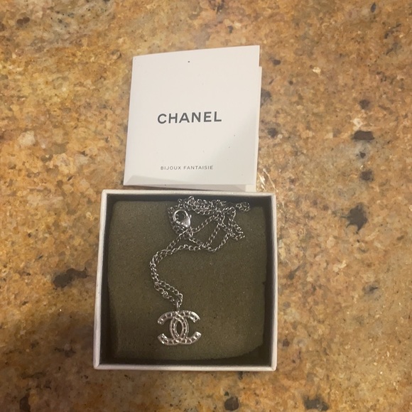 CHANEL Jewelry - CHANEL CC Logo Chain Necklace silver tone